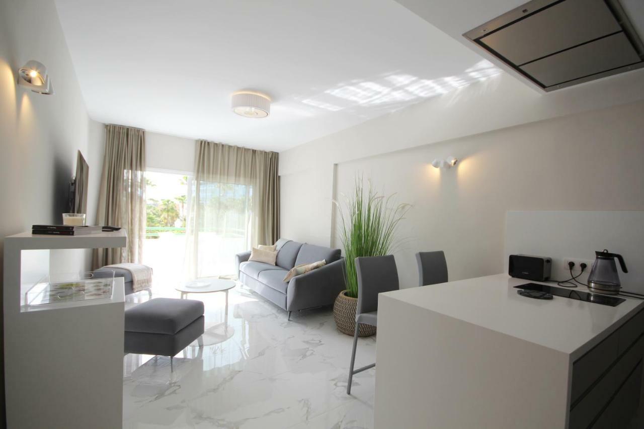 Luxury Apartments In First Beach Line With Pool Costa Adeje  Bagian luar foto